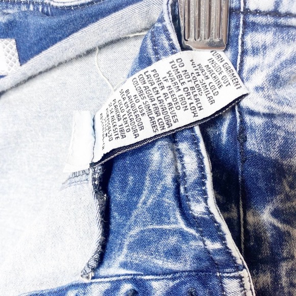 CRAVE FAME Acid High Waisted Retro Button Jeans - Picture 4 of 5